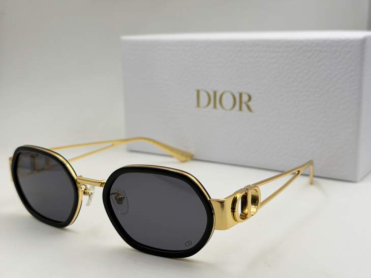 Picture of Dior Sunglasses _SKUfw80879532fw